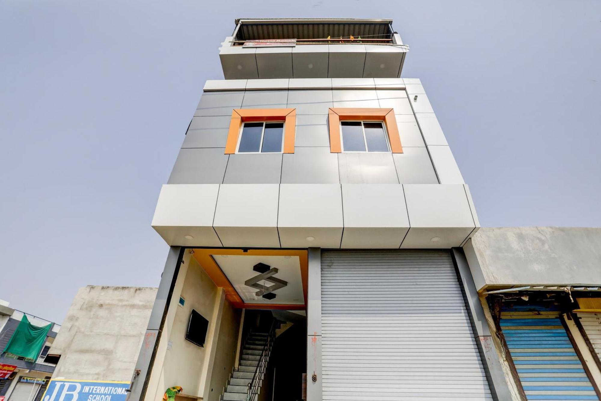 Spot On Hotel Ronak Place Индаур Экстерьер фото